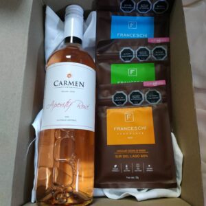 box regalo vino rose y 3 chocolates franceschi